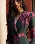 Traje Alina