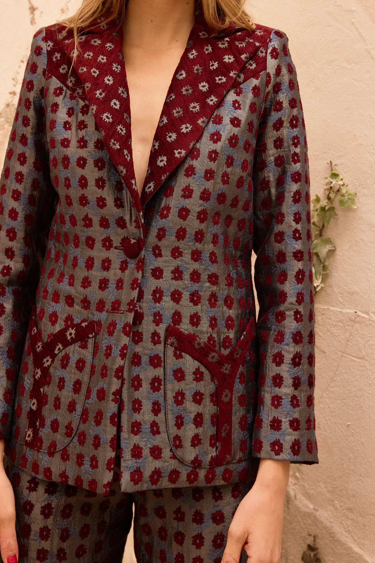 Traje Dintel